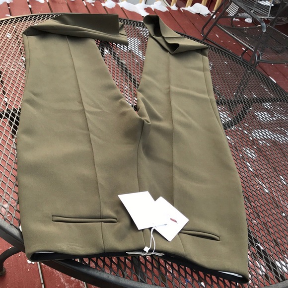 Olive green single pleat size12 extra long Trouser